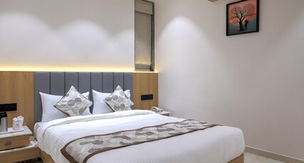 Hotel Aditya Mansingh Inn- Pure Veg Room Type - Standard Room