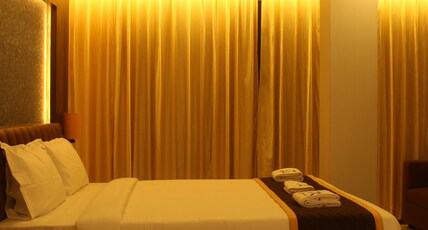 HOTEL IDHAYA Room Type - LUXURY ROOM