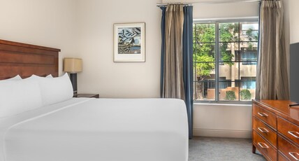Hilton Vacation Club Scottsdale Villa Mirage Room Type - 2 BEDROOM 1 KG 1 QN SUITE