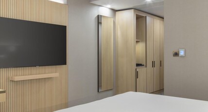DoubleTree by Hilton Plovdiv Center Room Type - FAMILY CONNECTING ROOM