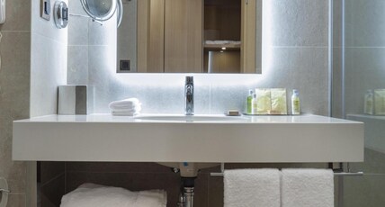 DoubleTree by Hilton Plovdiv Center Room Type - TWIN GUEST ROOM