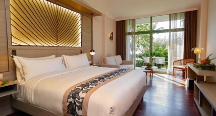 Hilton Hotel Tahiti Room Type - 1 KING BED GARDEN VIEW