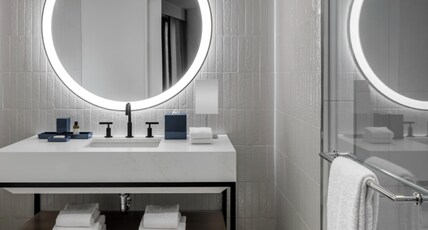 The Morrow Washington DC, Curio Collection by Hilton Room Type - 1 KING PREMIUM ACC 3X3SHW