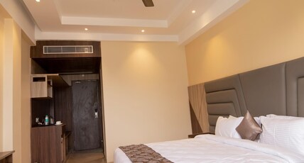 Larica Inn Kolaghat Room Type - River View with Balcony