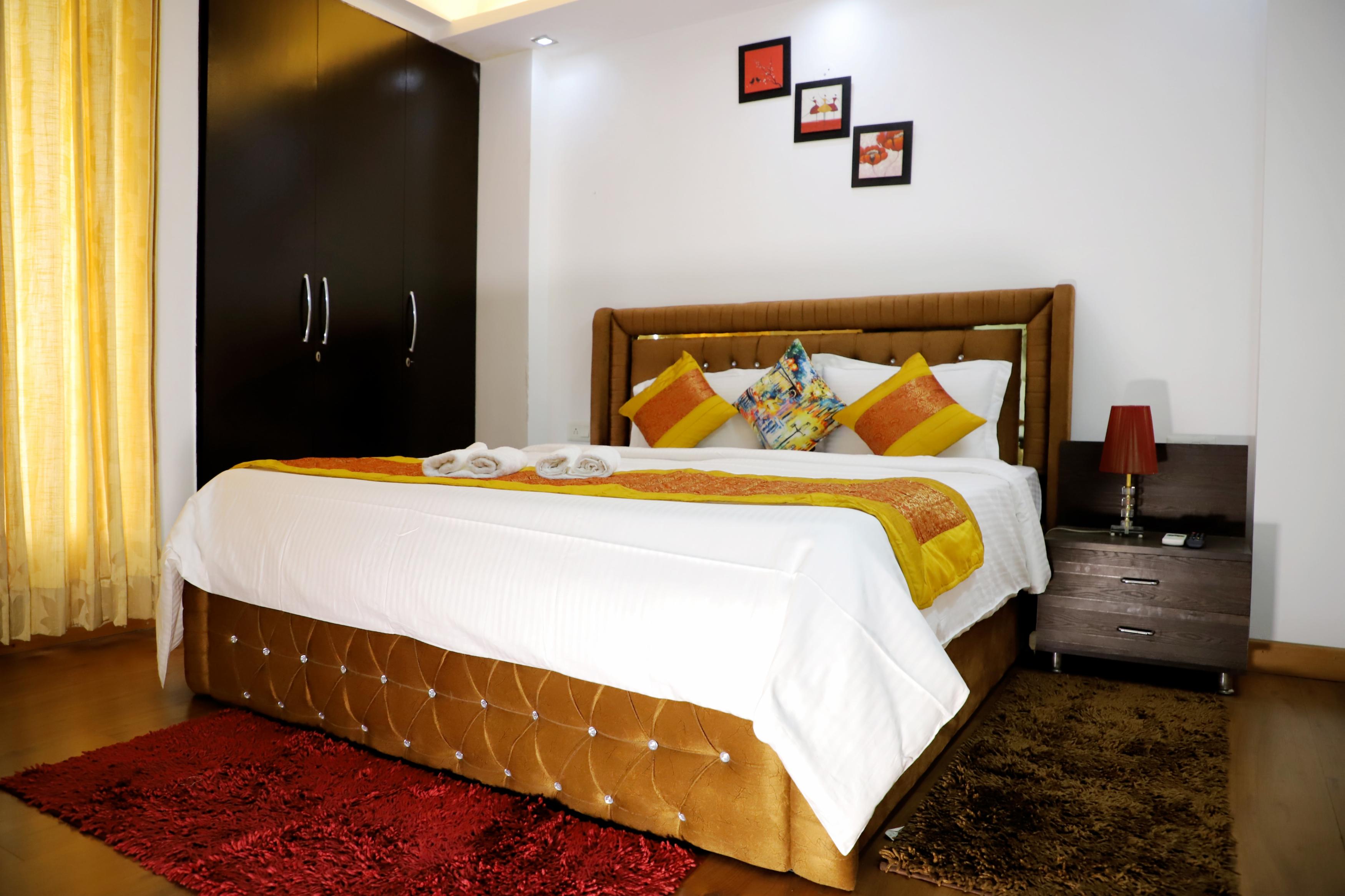 Fortune Home Service Apartment 3Bhk,J-215 Saket - Tap to explore photos