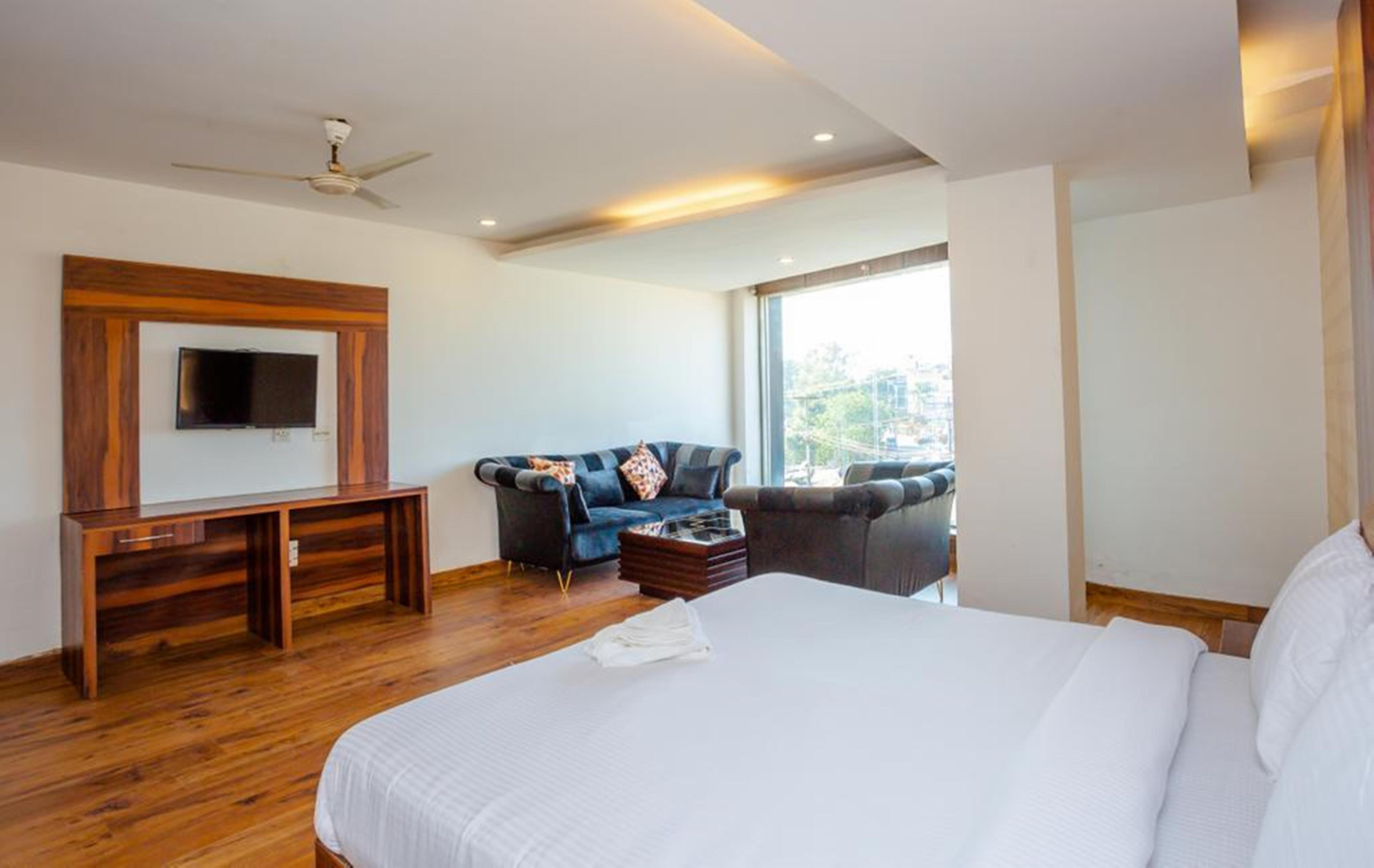 Hotel Doon Dehradun Room Type - Executive Room (City View)
