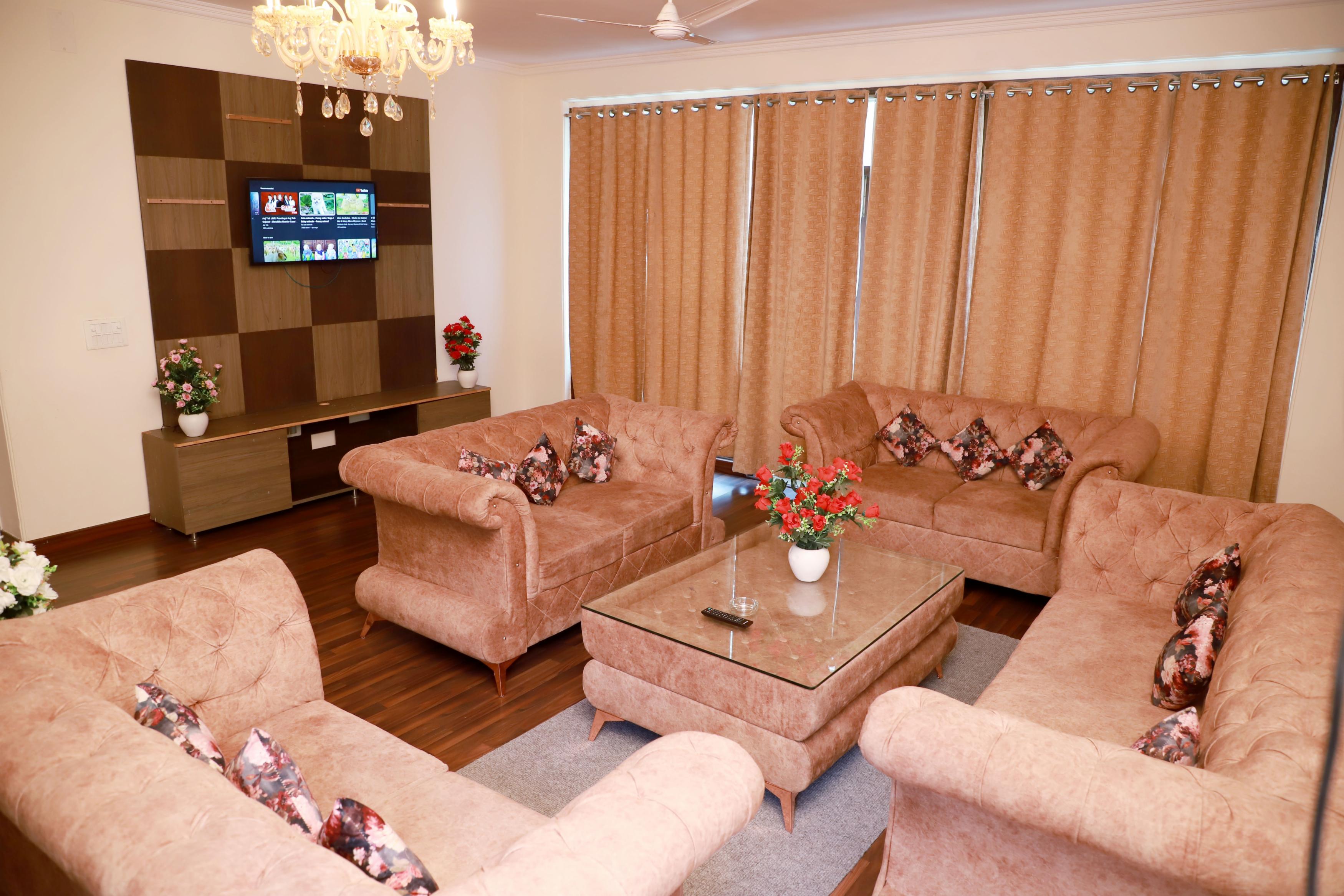 Fortune Home Service Apartment 2Bhk,2A,E28 Saket - Tap to explore photos