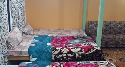 Rose Bowl Homestay Srinagar Room Type - Quad Sharing Family Room