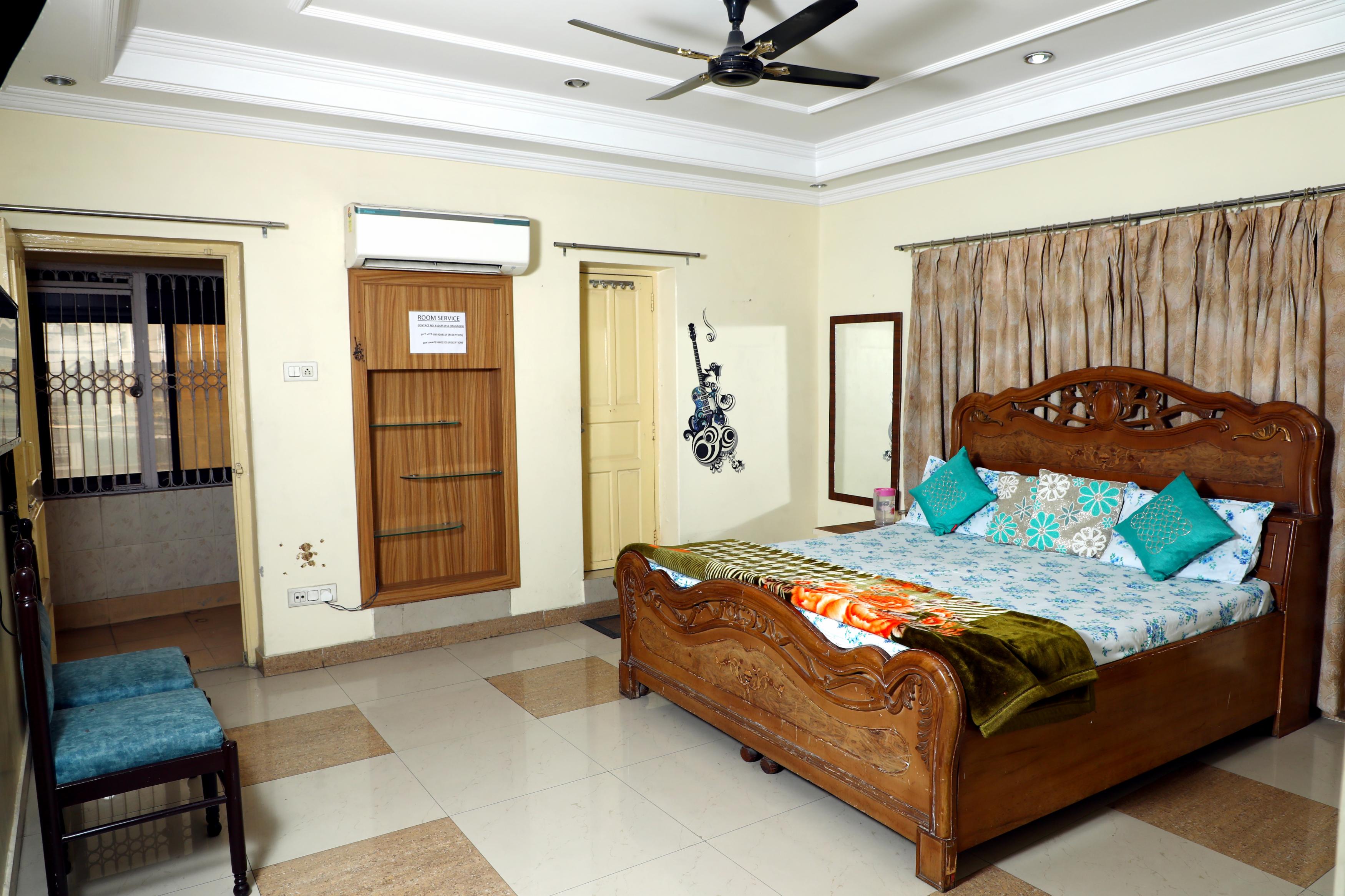 Shiwalik Grand Homestay - Tap to explore photos