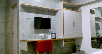 HOTEL SWEETTIME RESTAURANT AND BANQUET Room Type - SUPER DELUXE TWIN BED ROOM