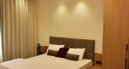 Shivhari Hotel And Party Plots Room Type - Deluxe