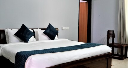 Shivjot Farms and Resorts, Panchkula Room Type - Deluxe Room