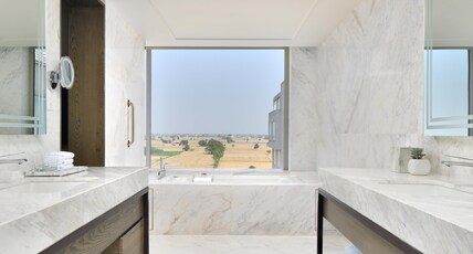 Le Meridien Amritsar Room Type - Presidential Suite with Club Lounge Access