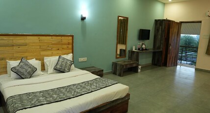 Water Stone Resort Room Type - Deluxe room
