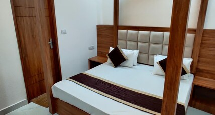 Hotel Peace Heaven Room Type - Deluxe Room