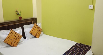 ROYAL KASHI LODGE Room Type - Non AC Double Bedroom shared Bathroom