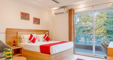 Octave Nirvana Suites Room Type - Premium Room with Balcony