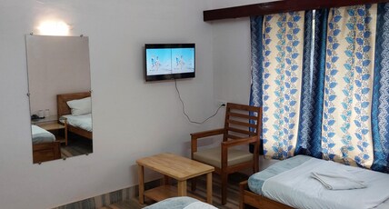 Hotel Pal Room Type - Deluxe Room