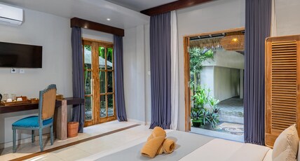 Lokasari Retreat Room Type - Queen Room with balcony