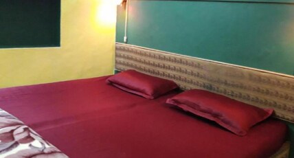 Ganga Fuji Homes And Hostel @Dashashwamedh Ghat Room Type - Economy Room (Shared Bathroom)