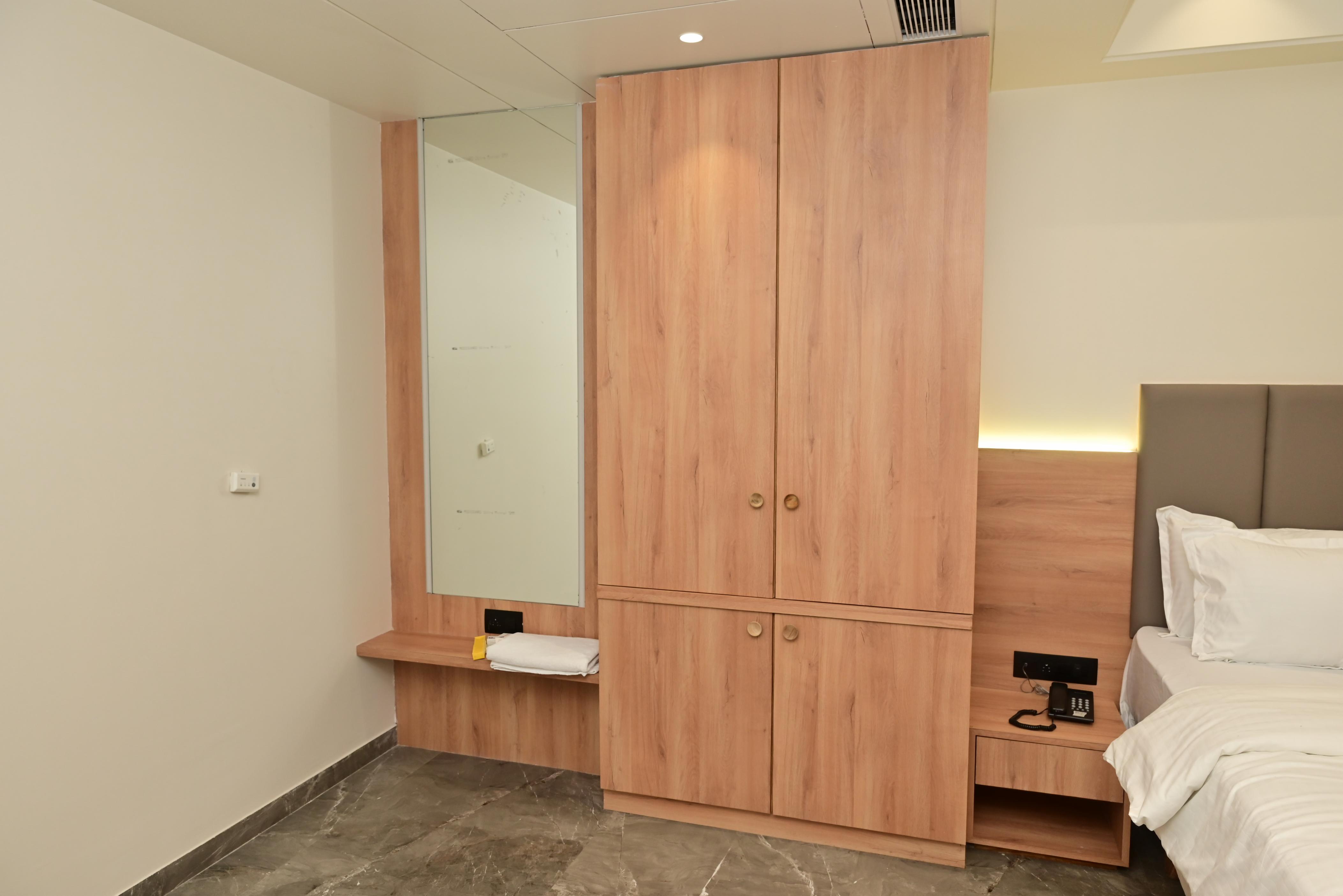 Pelican Hotel Room Type - Executive Deluxe Ac