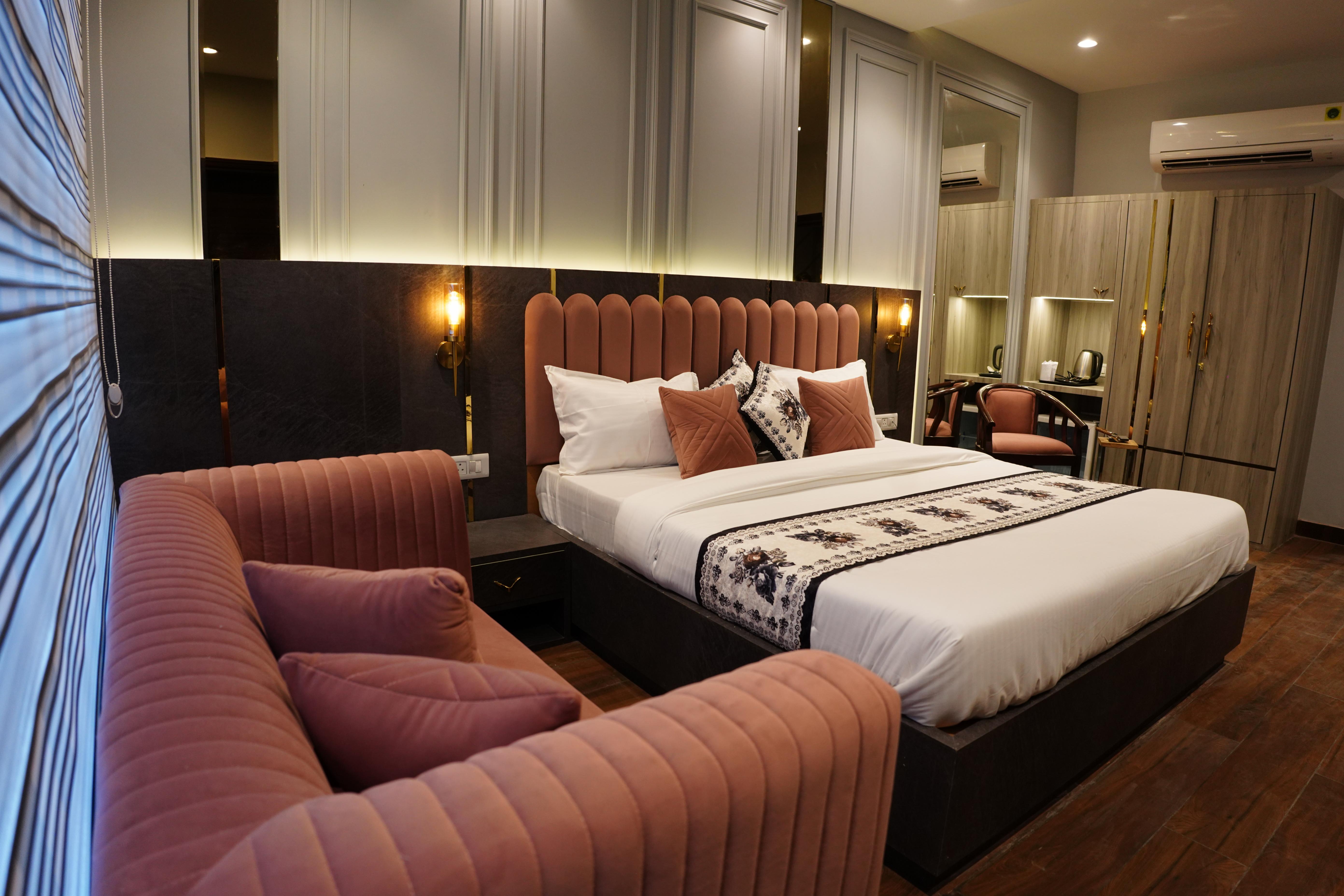 Hotel Narison By Divud Ecom - 5 min Drive From Golden Temple Room Type - Super Deluxe Room Hotel Narison By Divud Ecom - 5 min Drive From Golden Temple Room Type - Super Deluxe Room