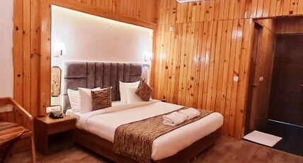 Qcent Woods Resort & Spa Rishikesh Room Type - Luxury Woods Cottage Riverview with Balcony