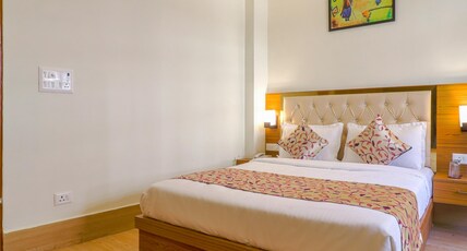 Hotel Shanti Vilaas Room Type - Deluxe Room