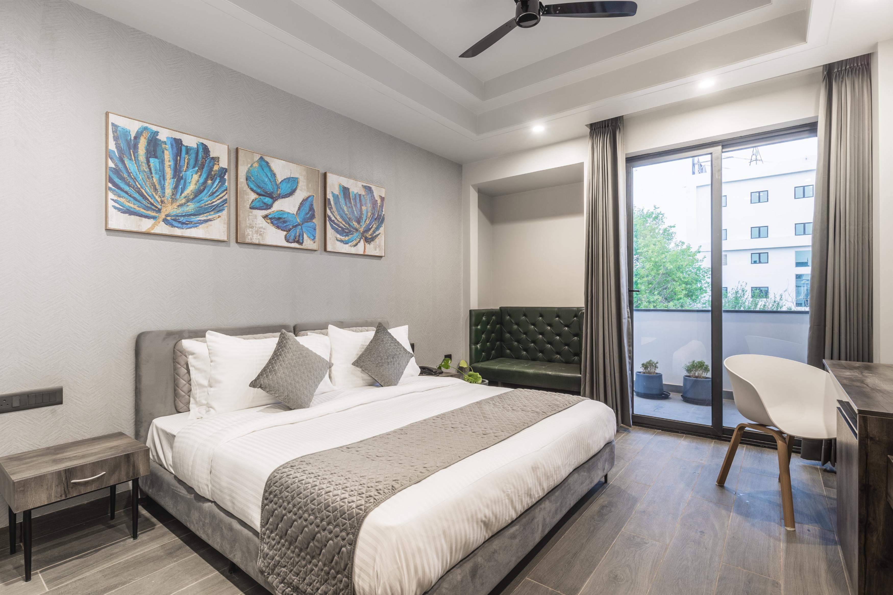 MOD Avenue Room Type - Superior Room with Balcony