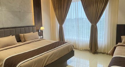 HOTEL VAHINI GRAND Room Type - Executive Plus AC