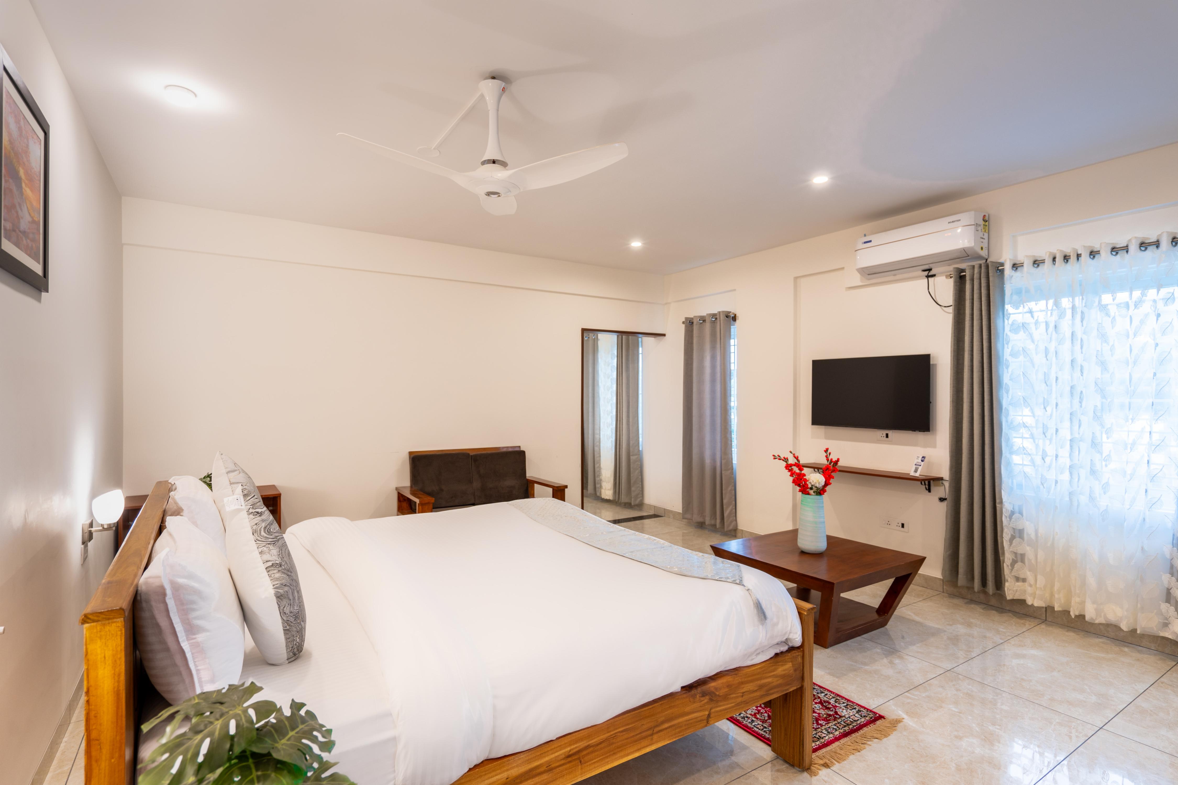 The Silver chimes suites - Tap to explore photos