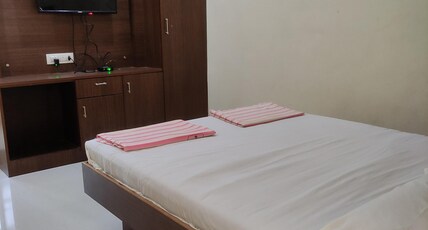 Nattar Residency Room Type - Double Bed AC