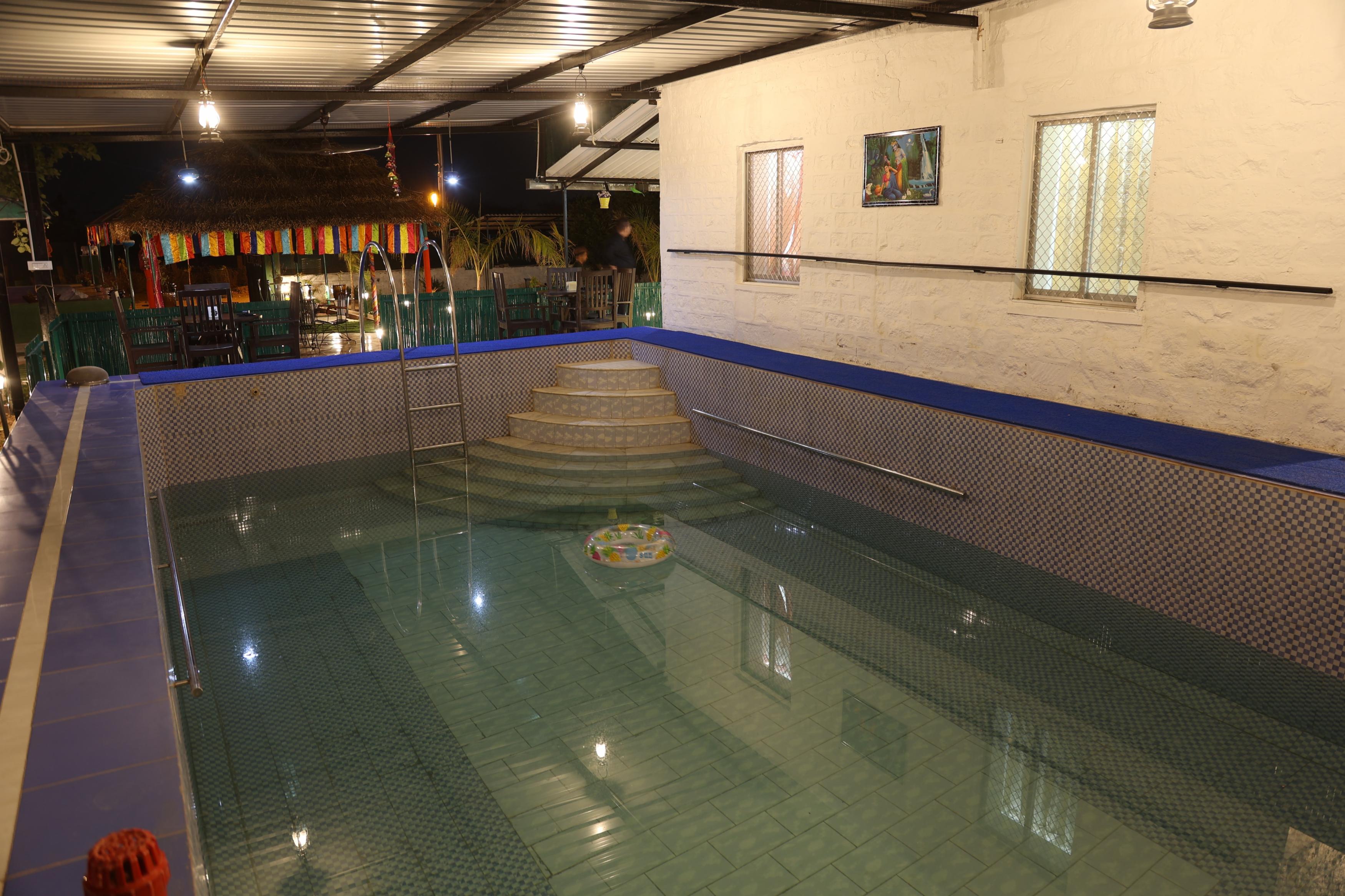 THE TREES - PRIVATE FARM STAY WITH POOL N VILLA