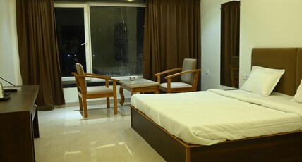 HOTEL SHIVAJI INN Room Type - Deluxe AC Room