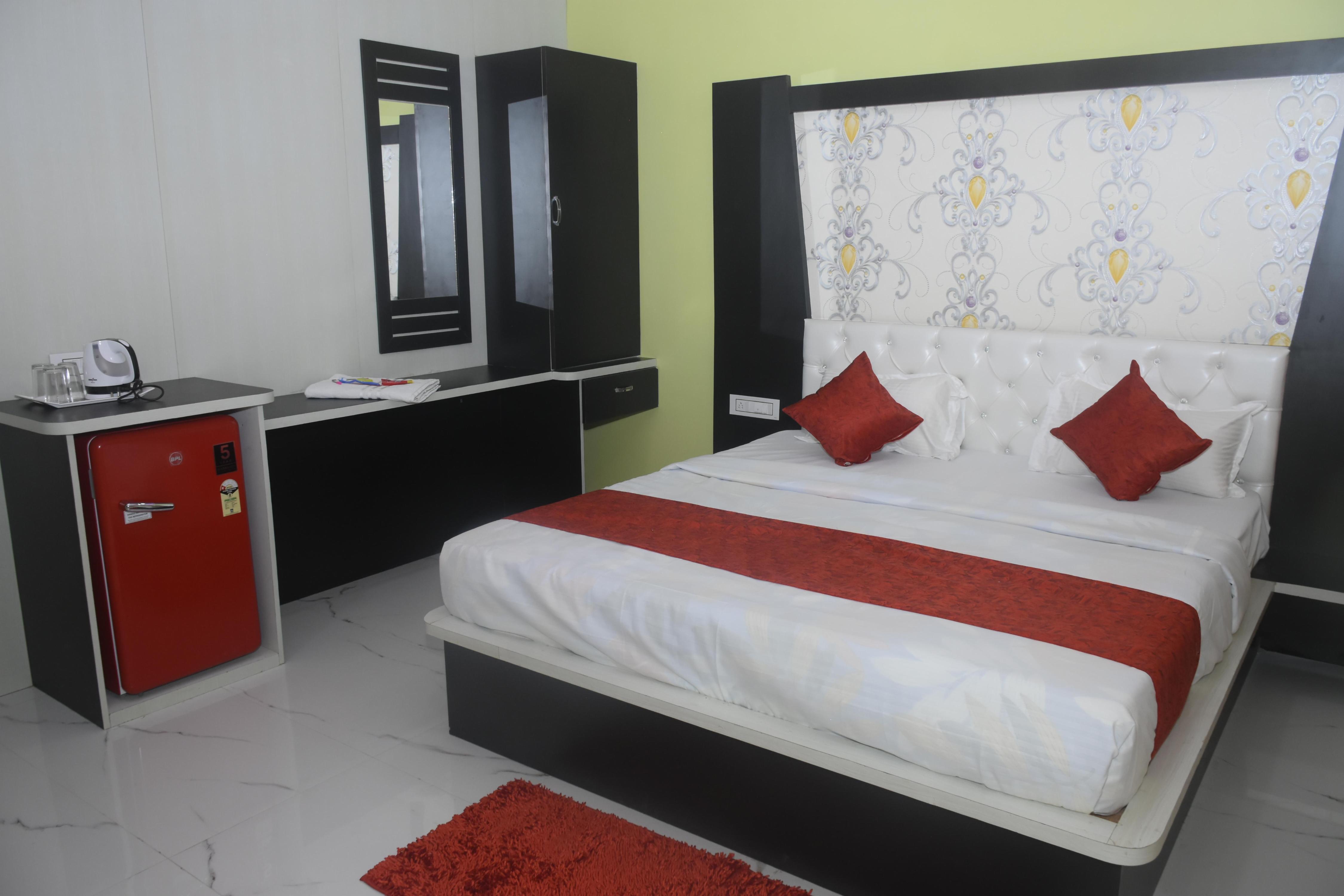 Hotel Manya Residency - Tap to explore photos