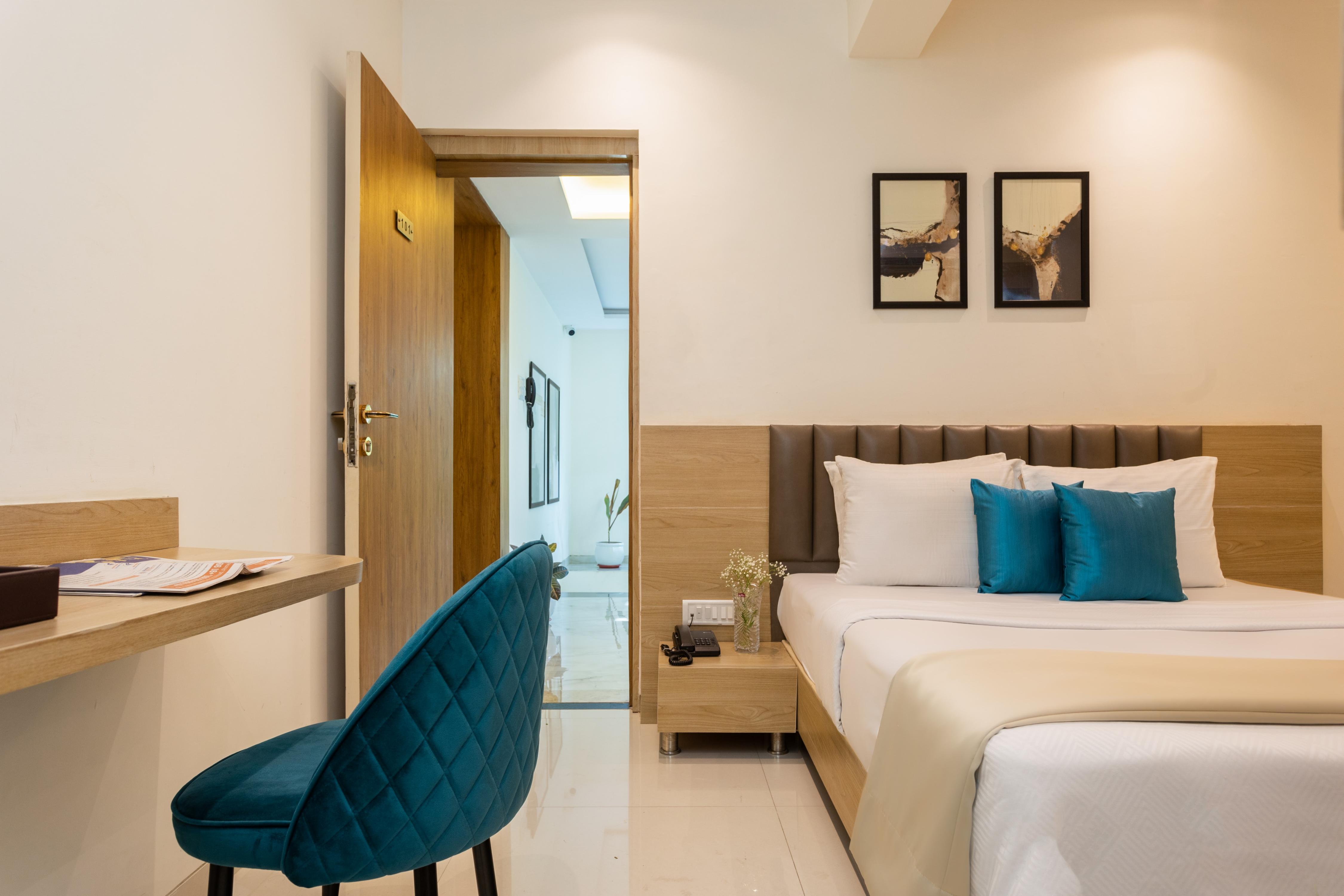 Hotel Blugent Residency Room Type - Deluxe AC Room