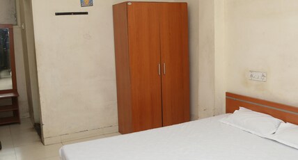 Shri Vaishnav Vishranti Bhavan Room Type - STANDARD
