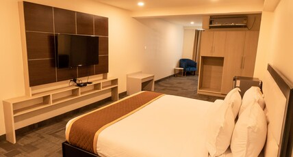 ROYALE LALAWI HOTEL Room Type - Deluxe Double