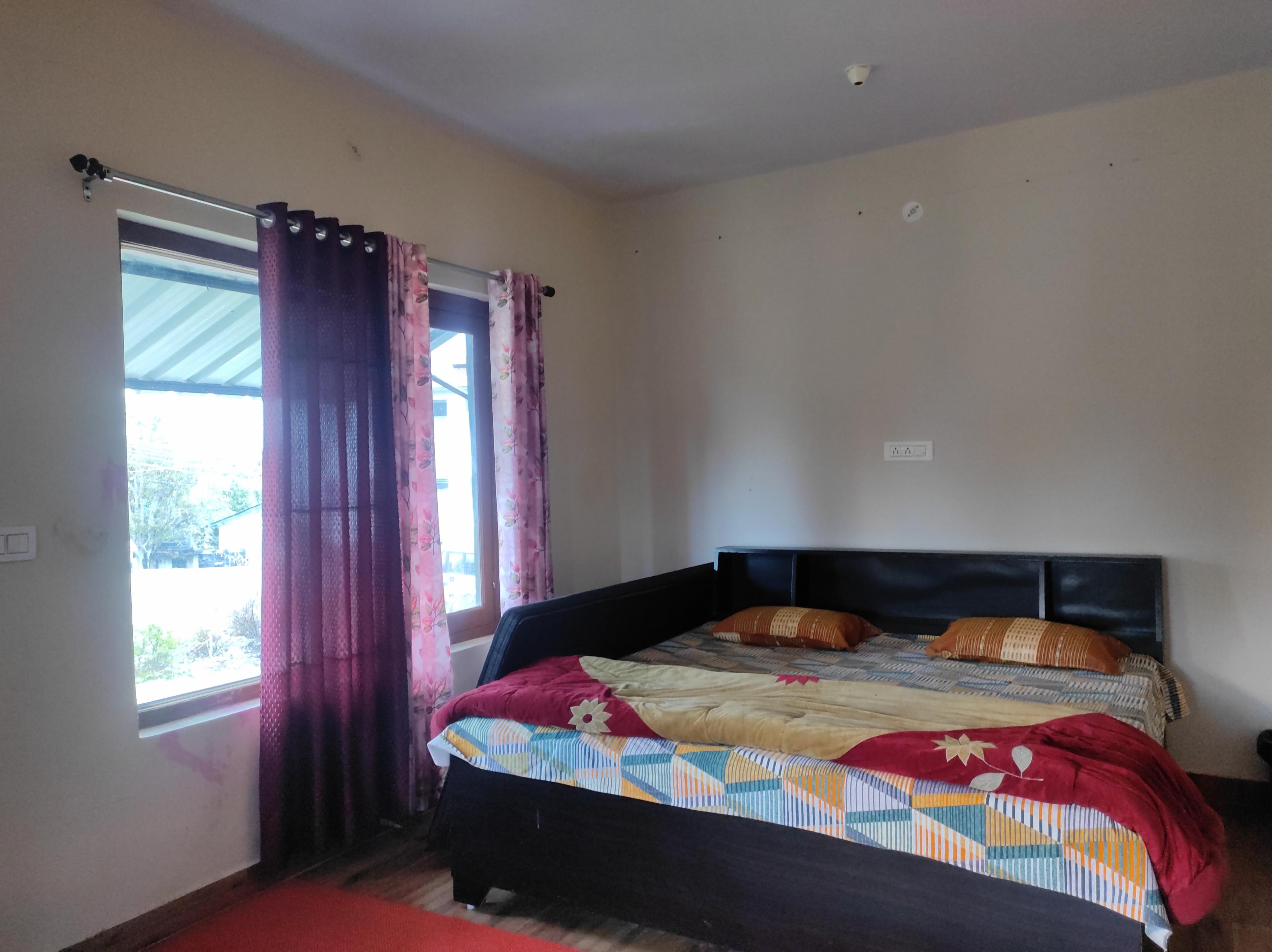 Hari Om Homestay - Tap to explore photos