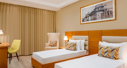 Lemon Tree Hotel Agra Room Type - Deluxe Twin Room