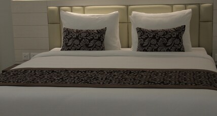 Pride Biznotel Canopus Digha Room Type - Premium King