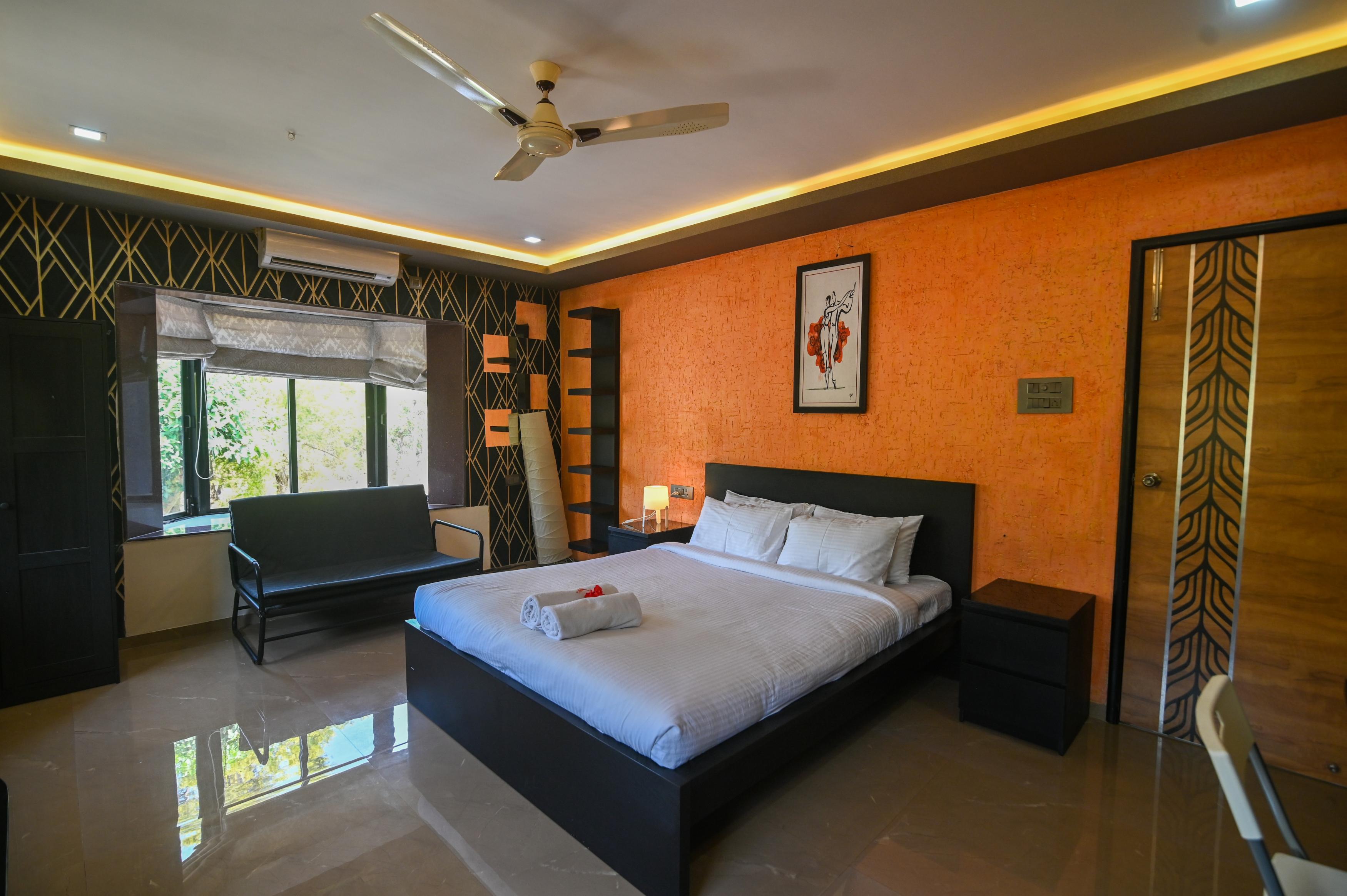 5 Rooms Misty Palace Large Pool Lonavala