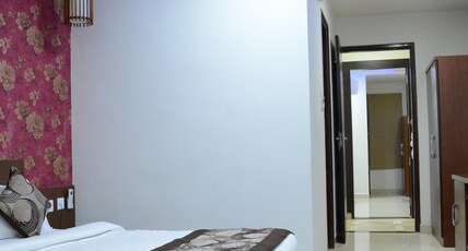Hotel Asha Room Type - Luxury Room