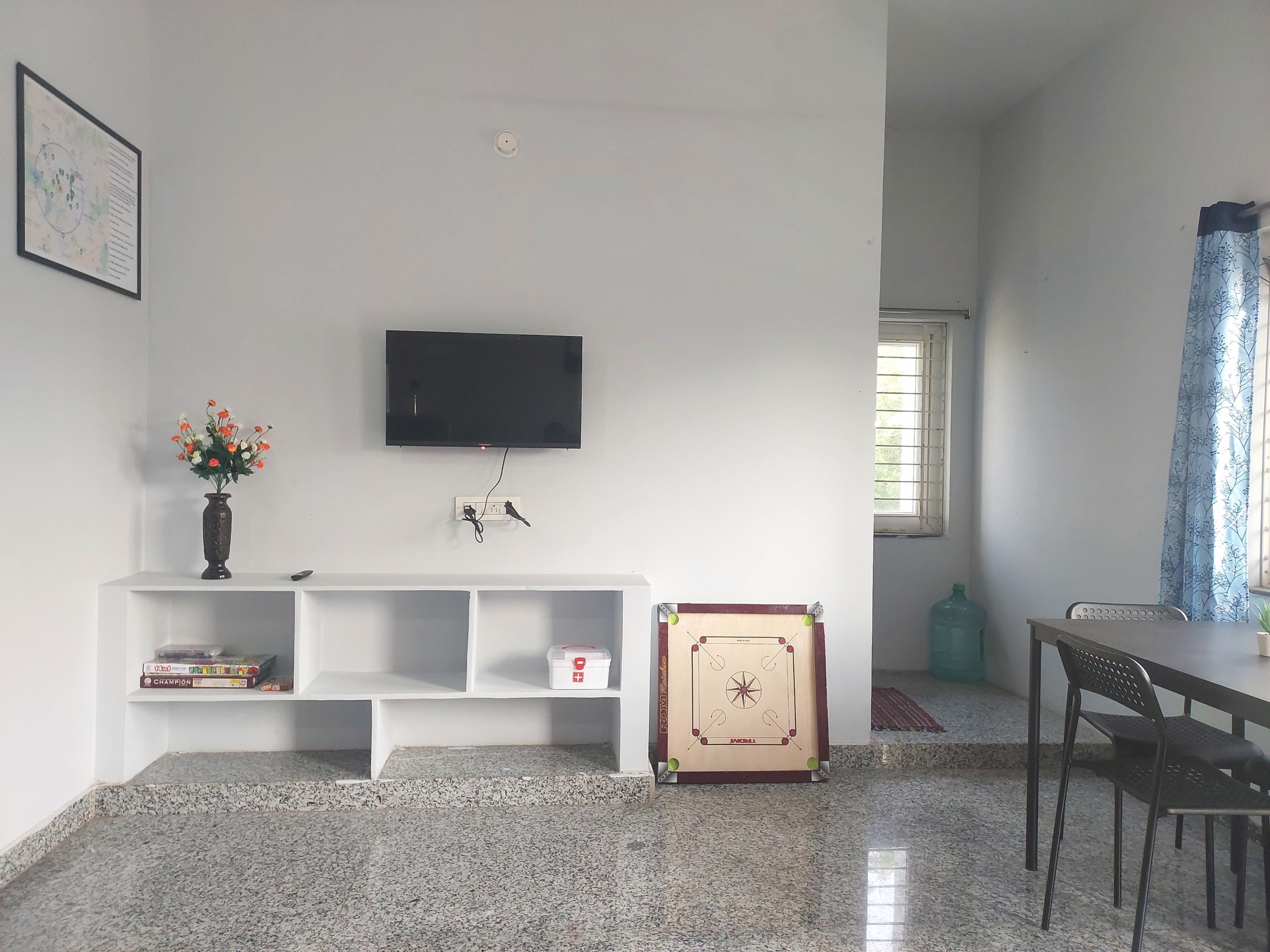 Deccan Stay 1BHK connected to Airport
