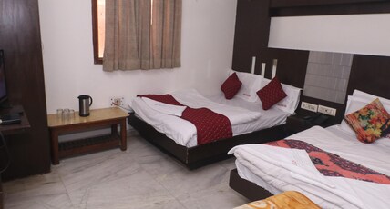 Hotel Dolphin DX Room Type - Family AC Room
