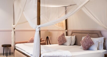 Cape House Room Type - Penthouse Suite with Bathtub