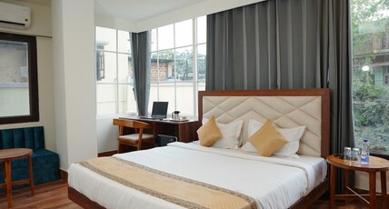 Hotel Royal Palace Guwahati Room Type - Superior Room