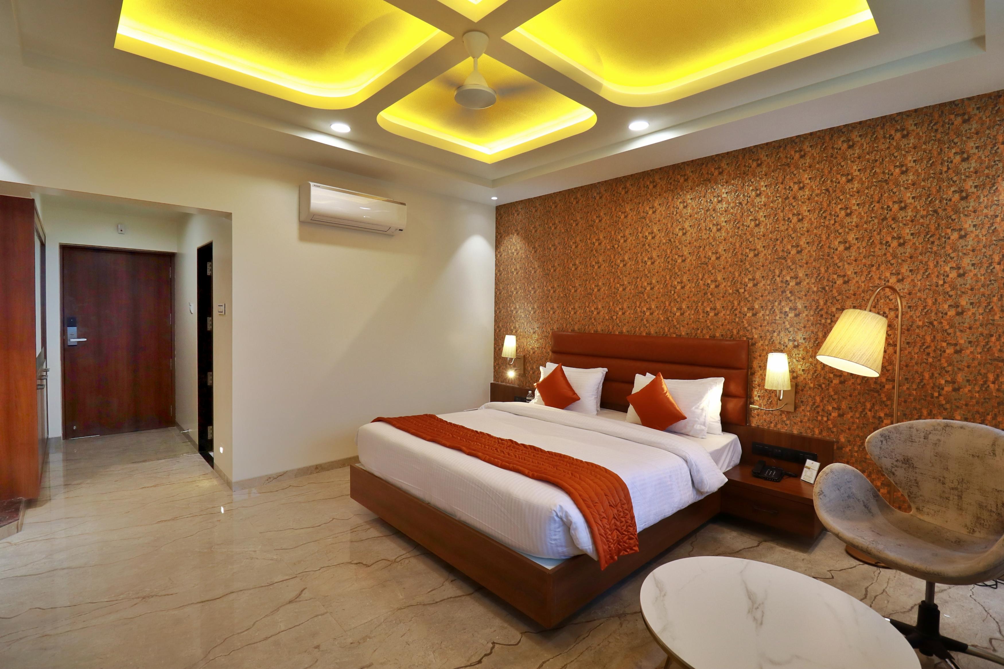 Four Petals Executive By LHMS Room Type - Premium