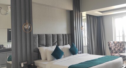 HM Hotel & Resort Room Type - Premium room