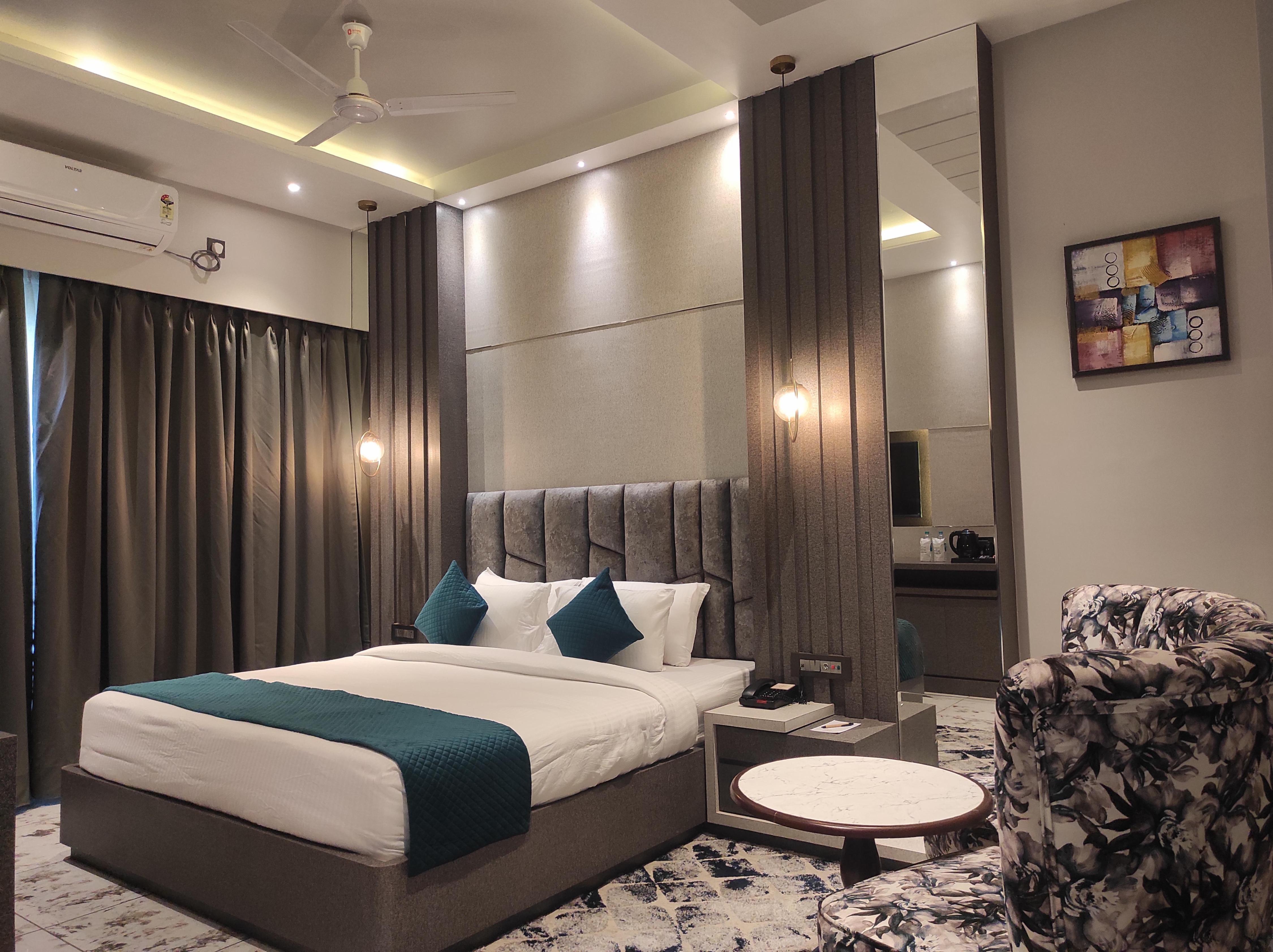 HM Hotel & Resort Room Type - Deluxe room
